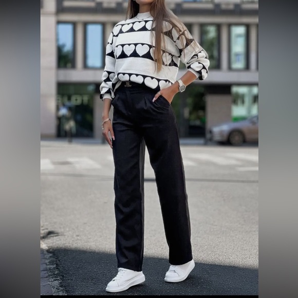 18 Boho Chic Heart Knit Sweater - Picture 2 of 5